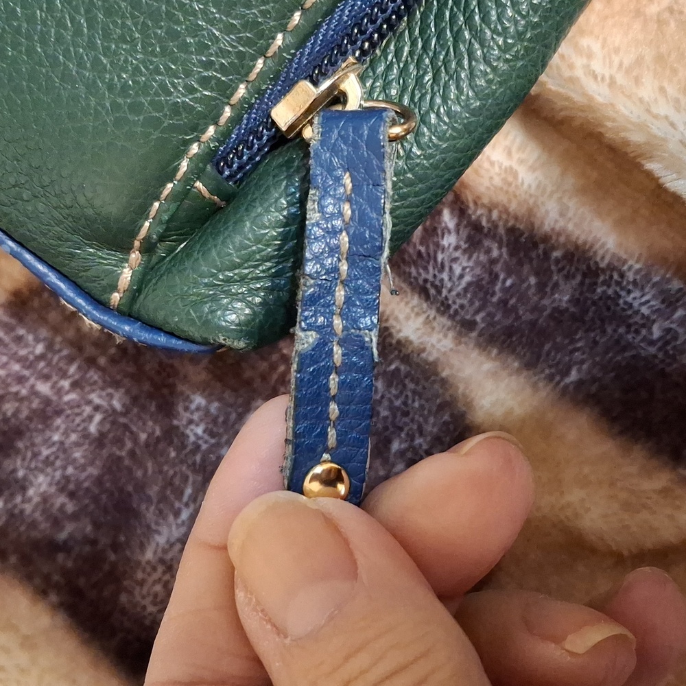 Tignanello Green and Blue Vintage Leather Crossbody Bag 8x6 - Picture 12 of 12